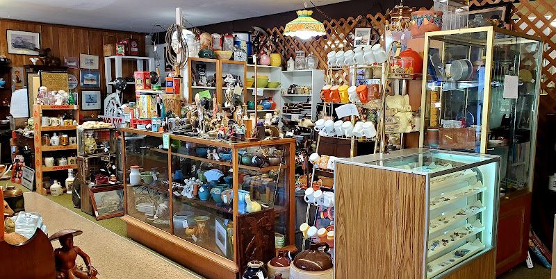 Pacific Antiques Mall