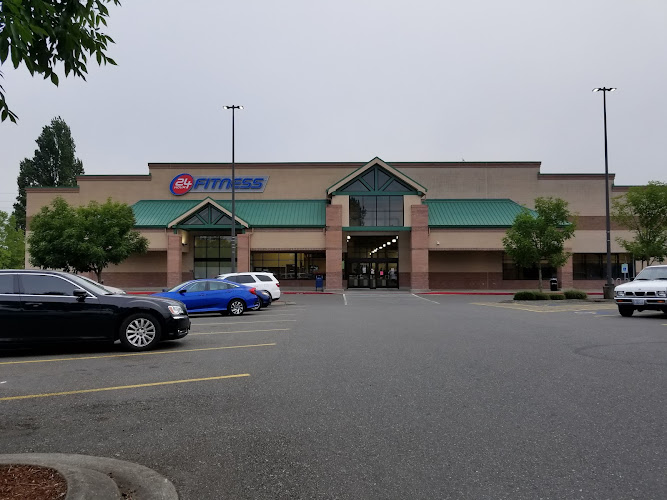 Member 24 Hour Fitness in Tacoma 